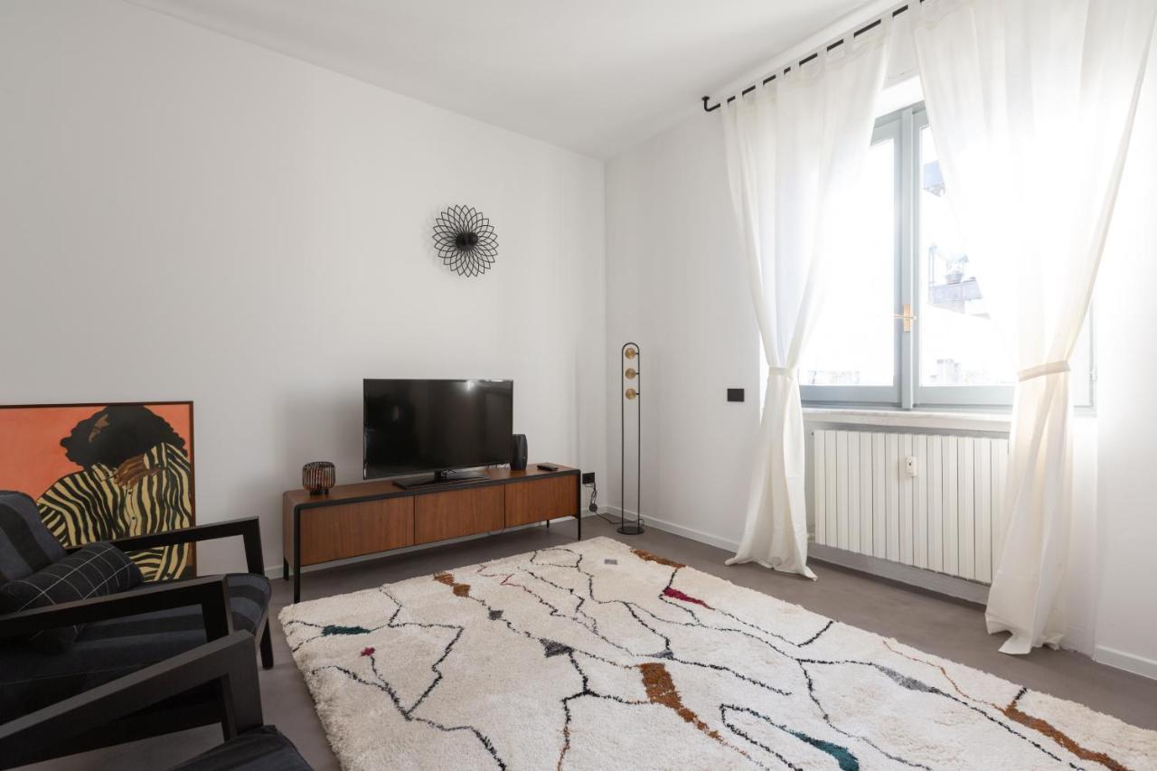 Sant'Ambrogio Bright And Stylish Flat Milan Exterior photo